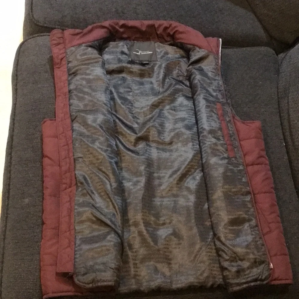 Marc Anthony Burgundy Puffer Vest Snap Side Pockets Velcro Close Inner Pocket-S